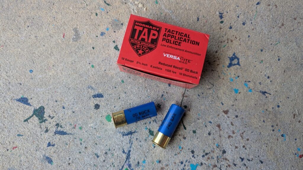 Hornady TAP 12 Gauge Low Recoil 00 buckshot blue hull shells and red LE packaging