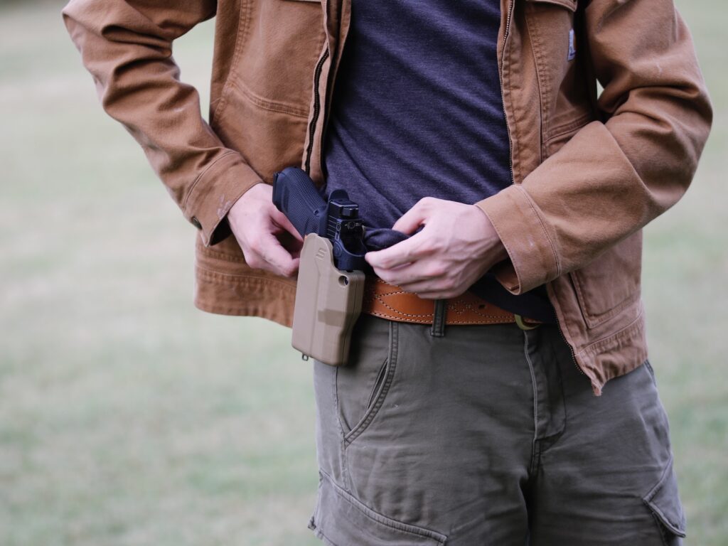 Why isn't OWB concealed carry more popular? If weather permits, it is highly effective.