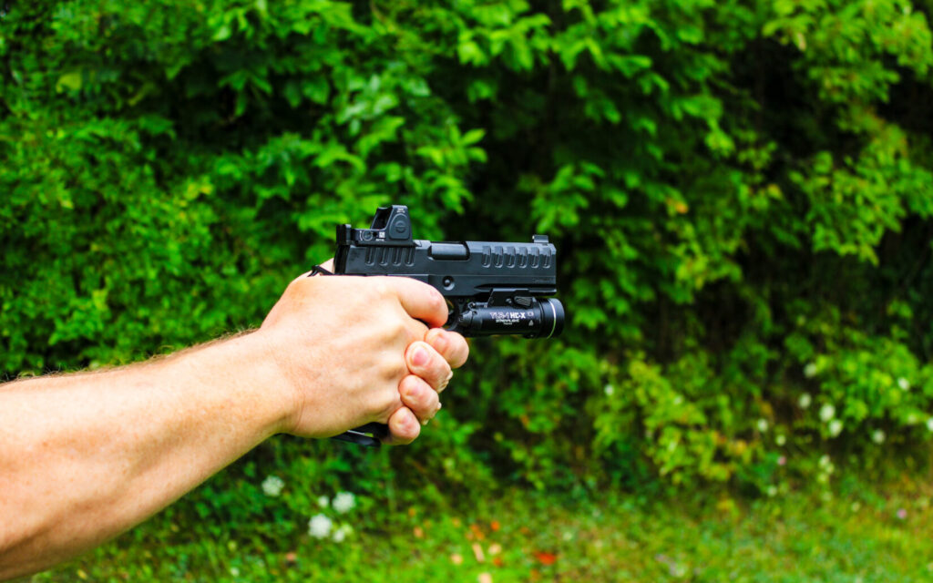 Shooting the WatchTower Apache Commander.