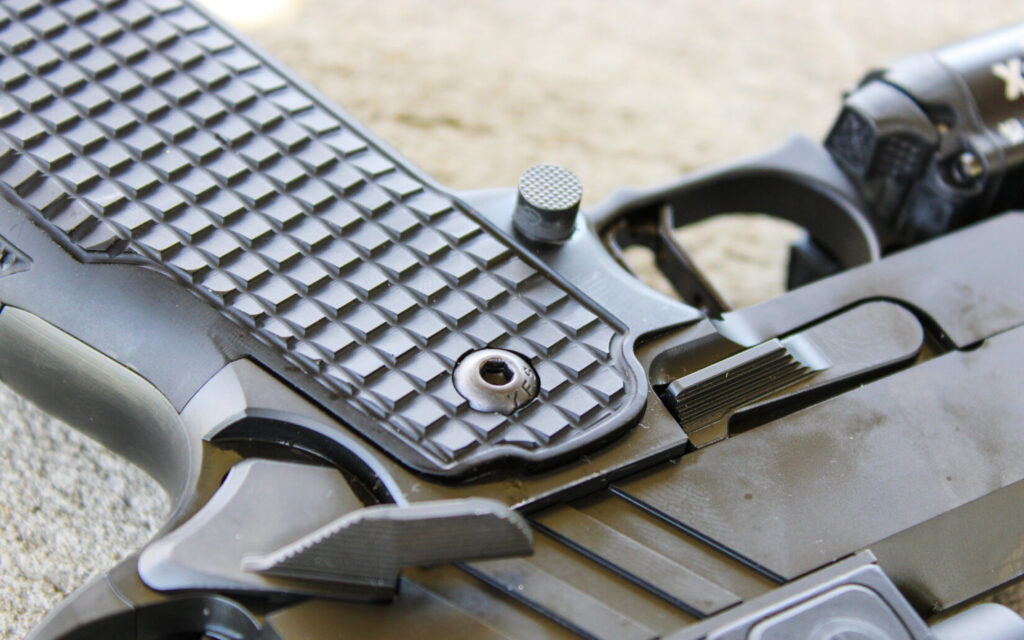 The Race City Defense Core's simple controls and extended magazine release