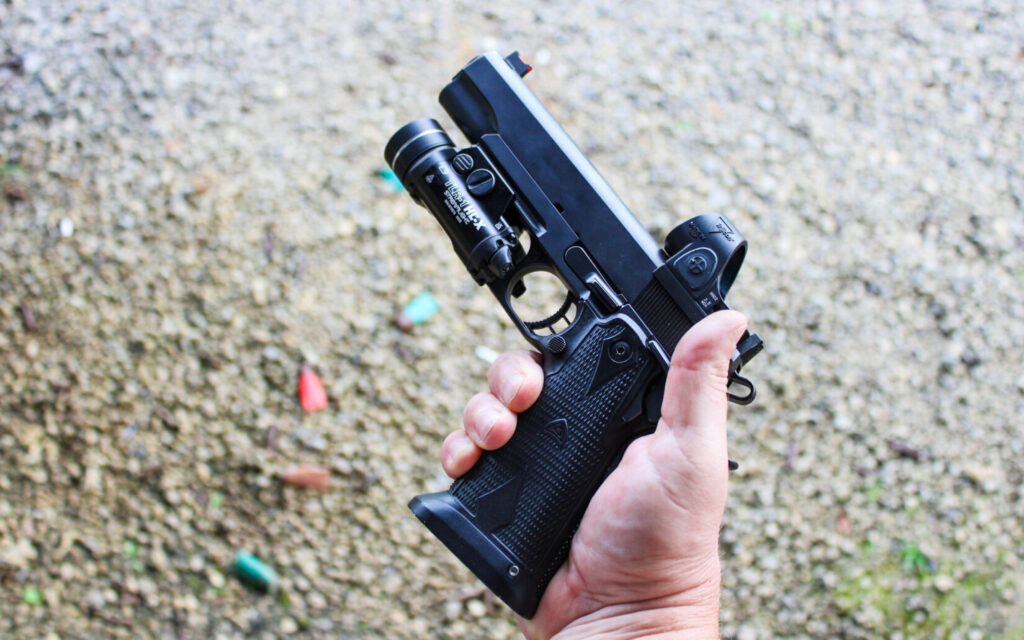A man holding the Quantico HiCap.