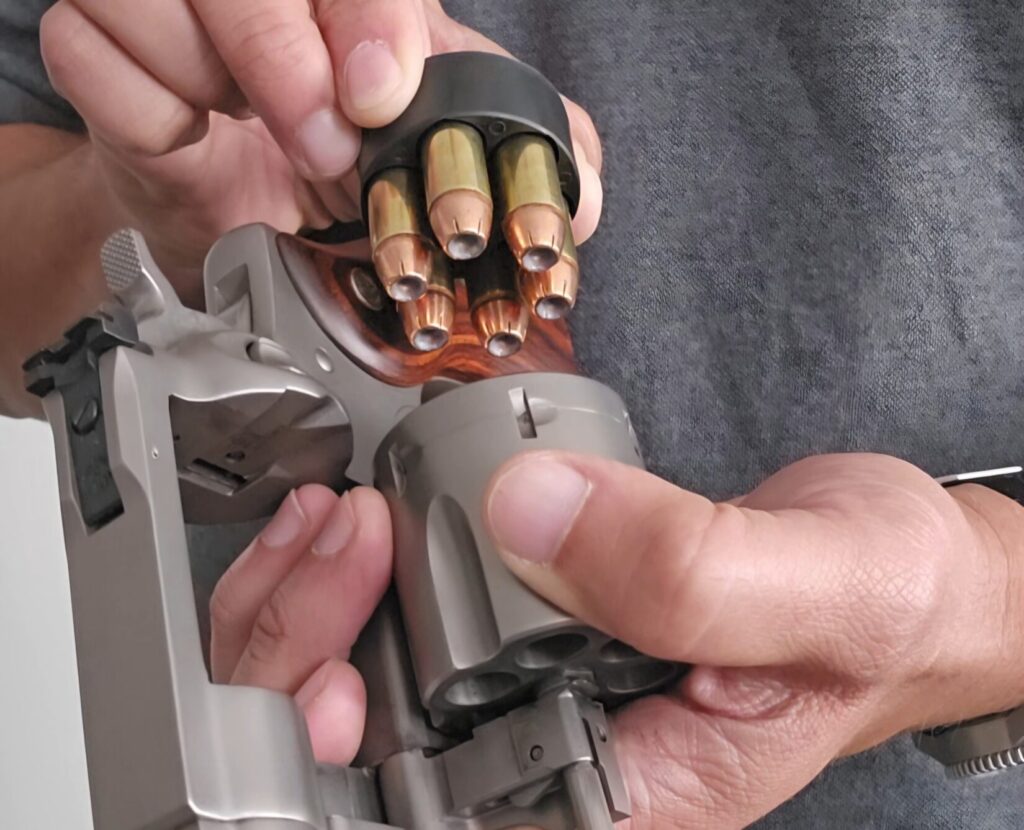loading a revolver with a Safariland speedloader